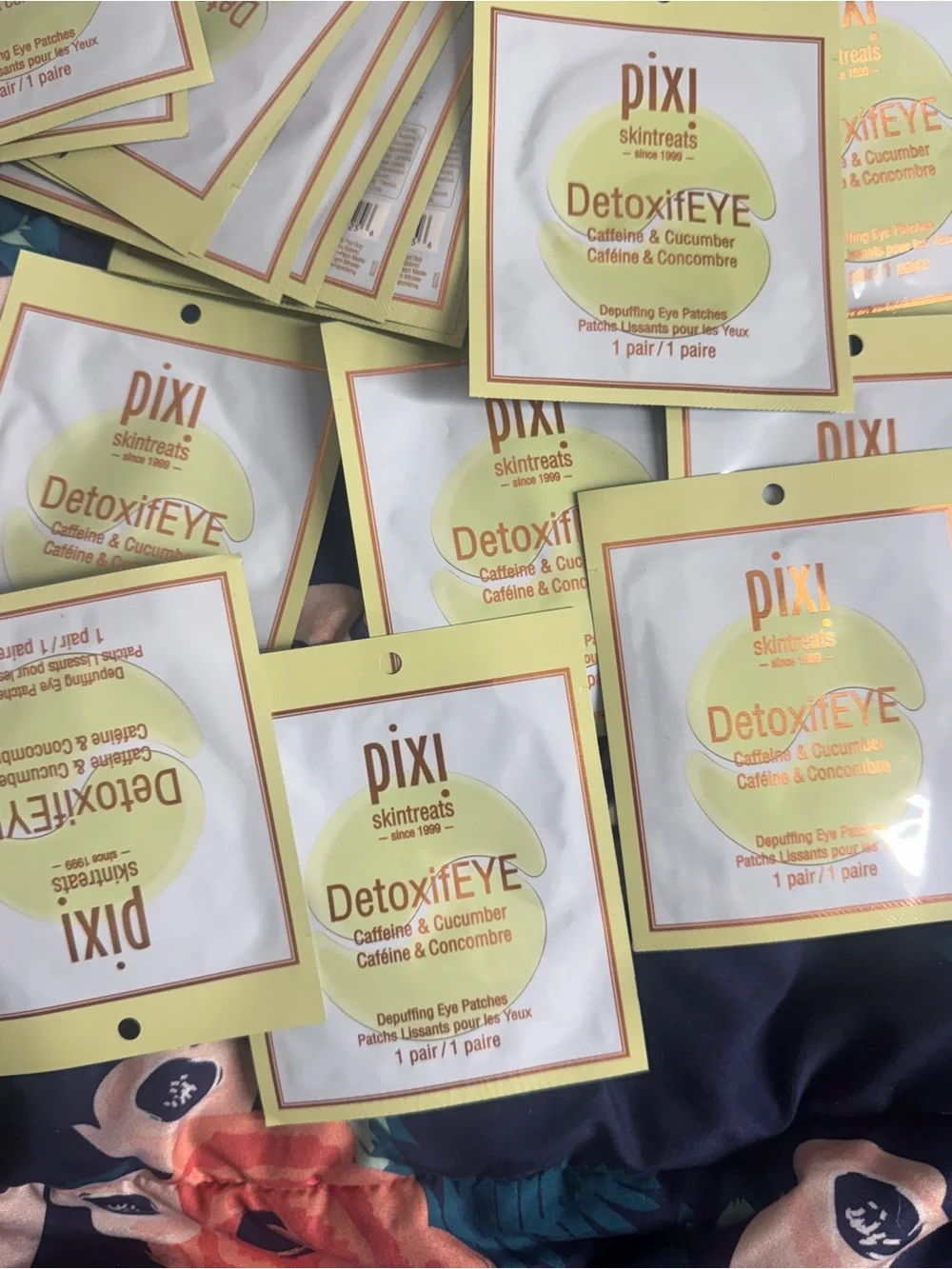 Pixi DetoxifEYE Eye Patches - Yellow